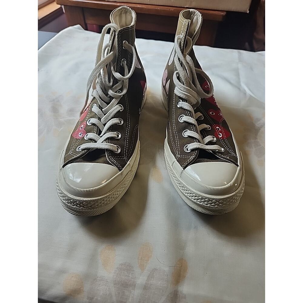 Chuck Taylor Converse All Star Play Sneaker Olive & Red Hearts sz 10 - Picture 4 of 9